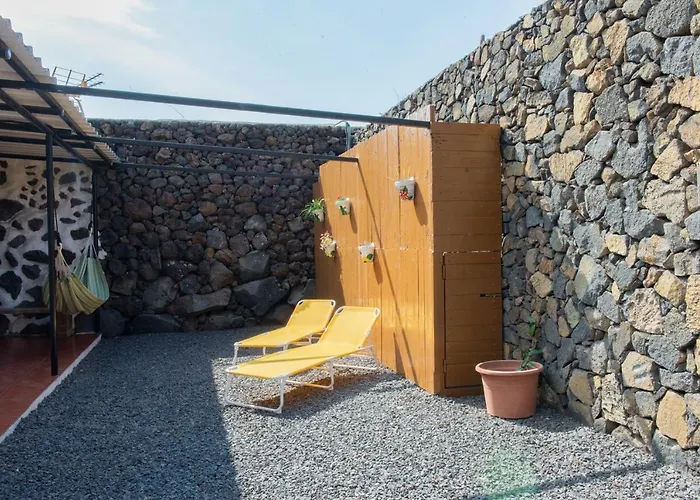 Beautiful Coastal House On A Tranquil Organic Farm